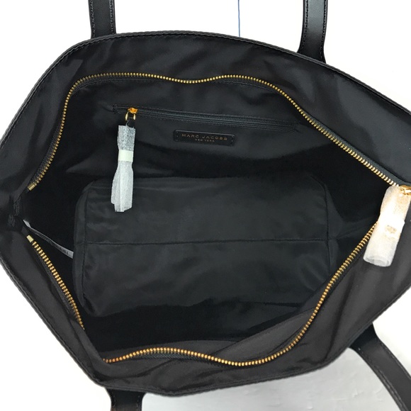 New Marc Jacobs nylon zip top tote bag - Picture 6 of 8